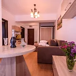 Theo Summerland Seaview Appartamento *